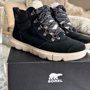 Sorel Black and Cream Waterproof Boots